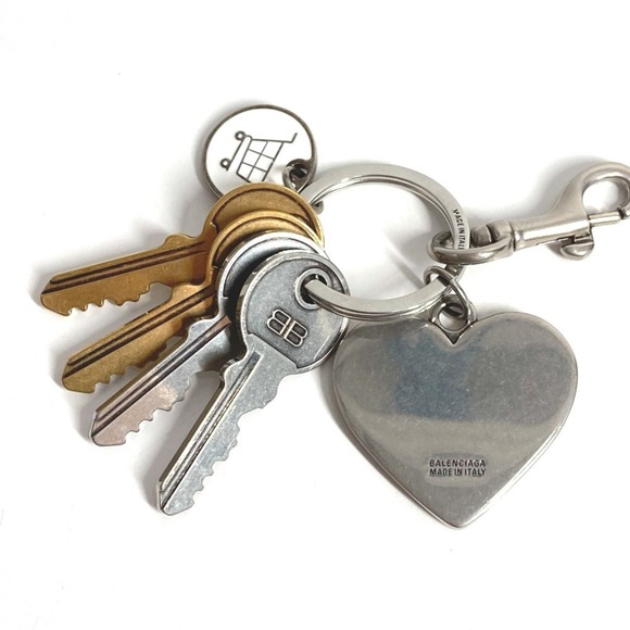 BALENCIAGA Heart Cat Key Ring Charm, Logo, Key, Rhinestone Bag Metal Keychain... - Picture 5 of 7
